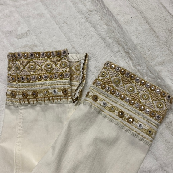 [Desigual] Cream Exotic Jeans - Picture 6 of 11